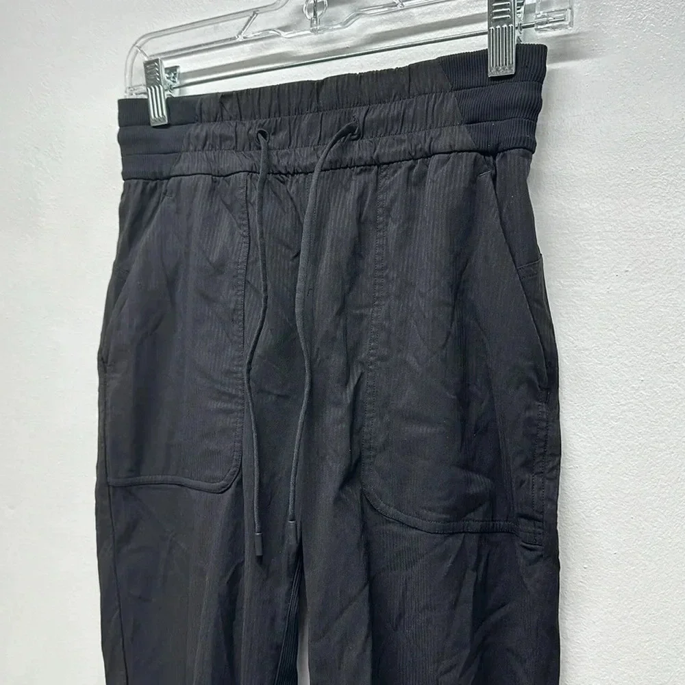 Lululemon Beyond the Studio Crop Pants Cropped Pant Microstriped Black Size 4